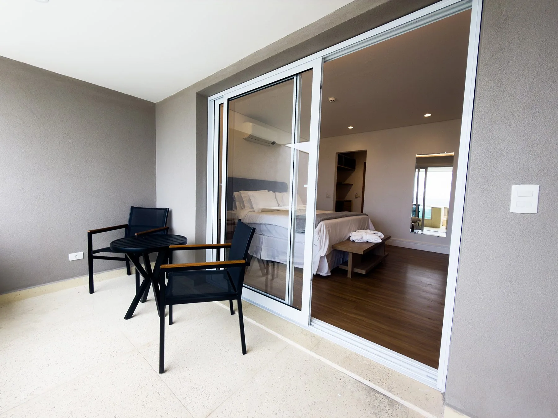 Quarto Duplo com Piscina – foto 8